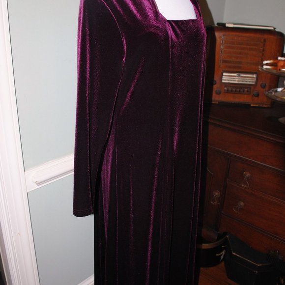 New Coldwater Creek Velvet Holiday Perfect Dress - Picture 5 of 6